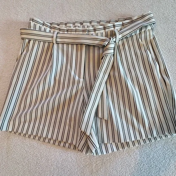 Naf Naf Striped Tie Waist Shorts EU 40 US 8 Nautical Preppy - Picture 2 of 10